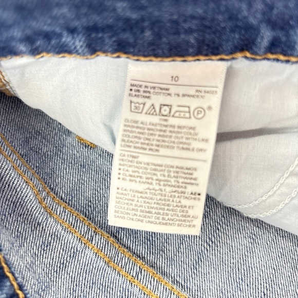 Old Navy Ripped Blue Jean Shorts - Picture 3 of 4